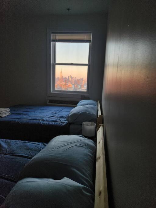 Luxurious 2 Bed ! Mins To Nyc! Διαμέρισμα Union City Εξωτερικό φωτογραφία