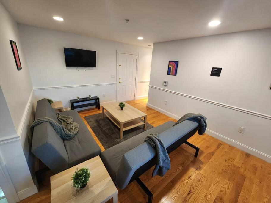 Luxurious 2 Bed ! Mins To Nyc! Διαμέρισμα Union City Εξωτερικό φωτογραφία