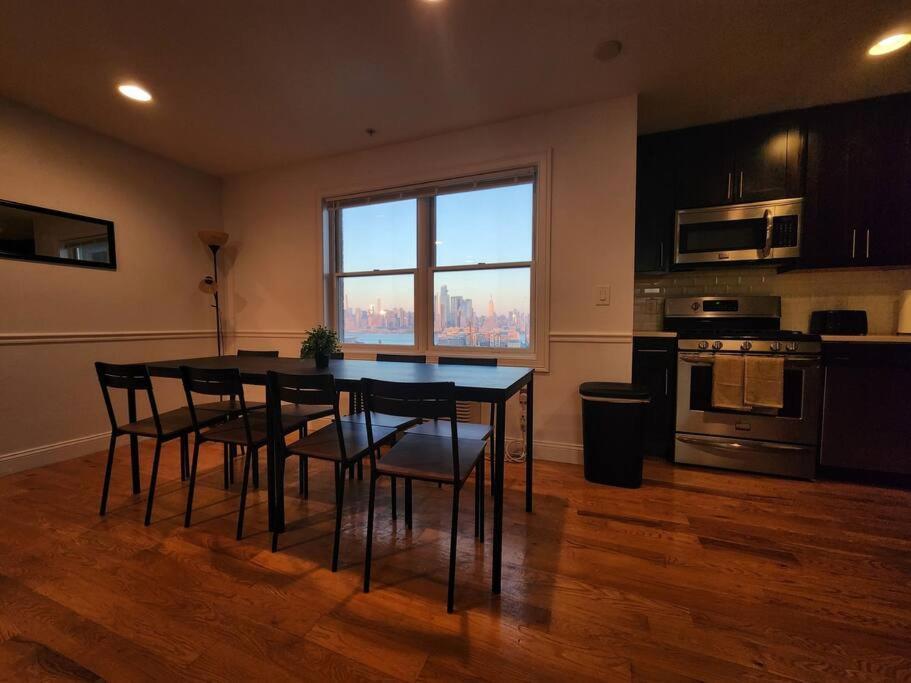 Luxurious 2 Bed ! Mins To Nyc! Διαμέρισμα Union City Εξωτερικό φωτογραφία